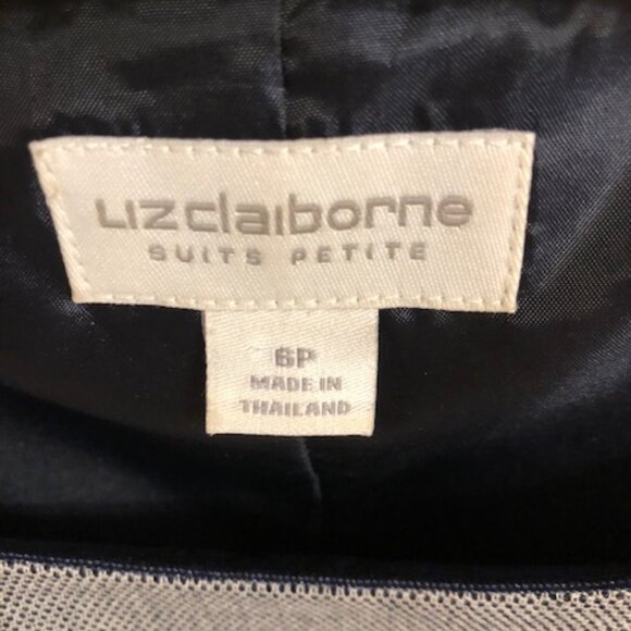 Liz Claiborne Grey n black sleeveless fitted top, size S/P - Picture 2 of 3